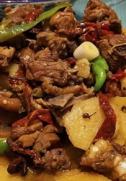 俊明傻儿鱼大盘鸡(金马店)