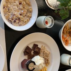 MING YUE User Photo