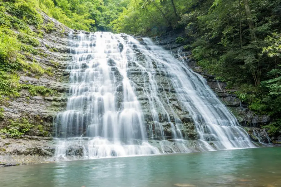 Yulian Waterfall