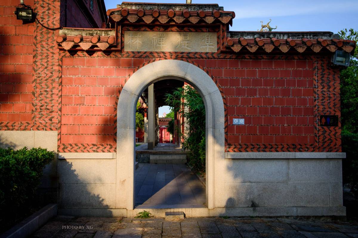 泉州CityWalk | 開元寺紅牆