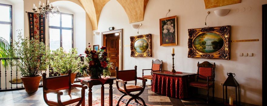 Hotel Ruze - Former Jesuit College