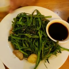 Yen's Restaurant User Photo