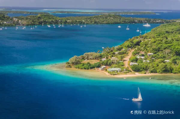 Hotels near Hot Water Beach