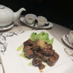 Ying Jee Club User Photo