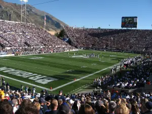 LaVell Edwards Stadium (LES)