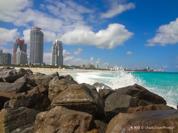 Hotels near Shark Rock Pier