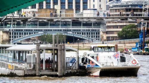 Bankside Pier