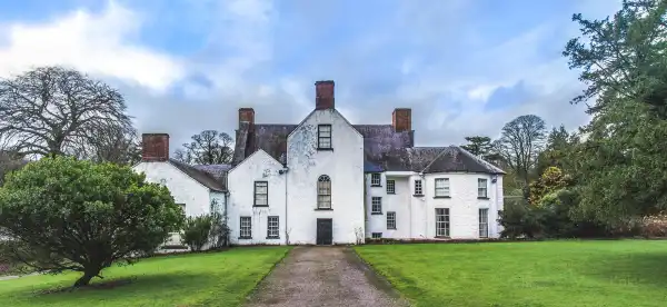 Hotels in Magherafelt