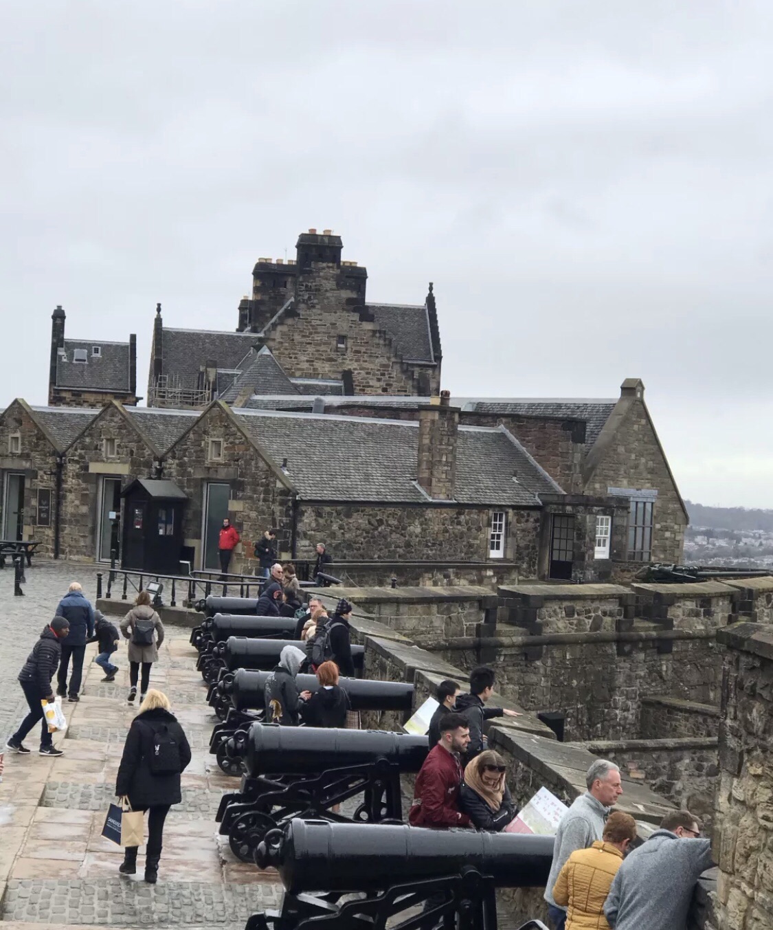 Edinburgh Castle Mons Megのレビュー Edinburgh Castle Mons Megのチケット Edinburgh Castle Mons Megの割引 Edinburgh Castle Mons Megの交通機関 所在地 営業時間 Edinburgh Castle Mons Meg周辺の観光スポット ホテル グルメ Trip Com