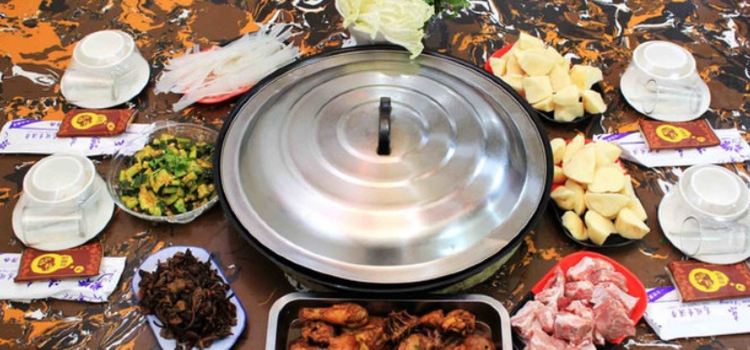 爱鸡锅灶台鸡(阳光新城店)