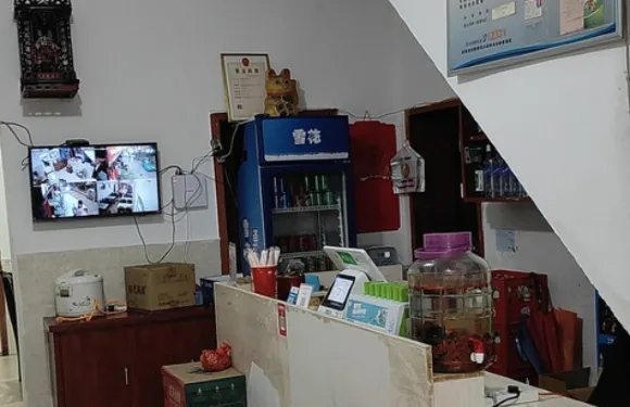 萬記土鴨館
