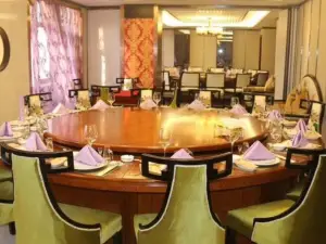 HUI ZE TIAN XIA JIU LOU