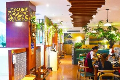 渝州十里香火锅(商贸城店)