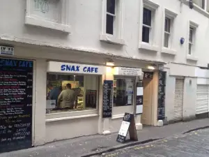 Snax