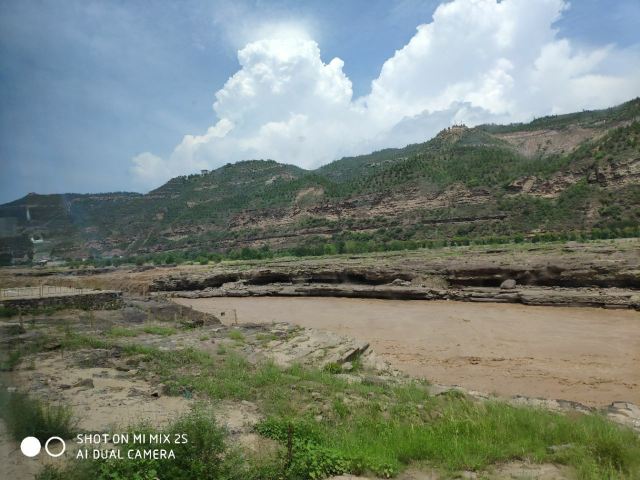 Hukou Waterfall