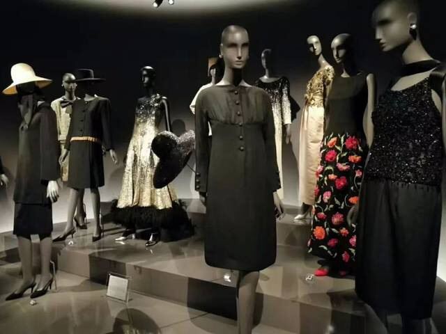 Musée Yves Saint Laurent Paris
