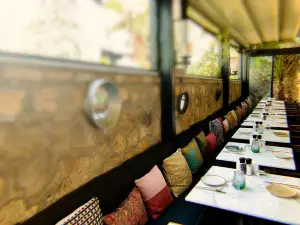 Vanilla Lounge