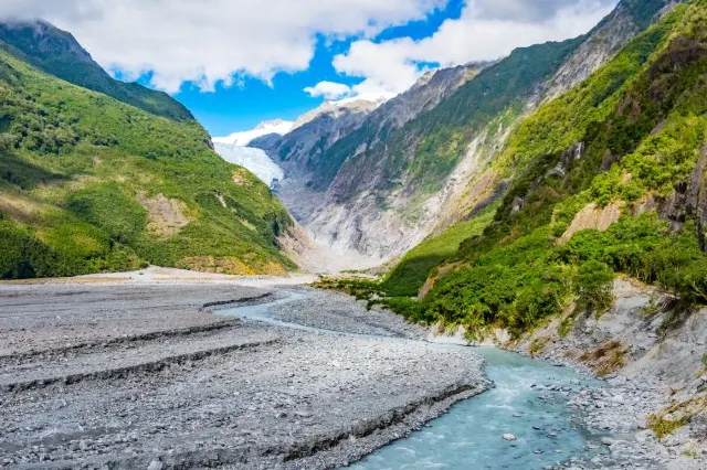 An Ultimate Guide for an Adventure to the West Coast