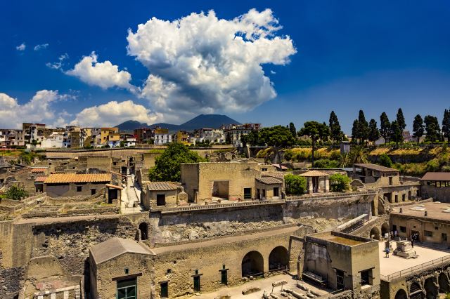 Best 9 Things to Spend Your Holiday in Italy