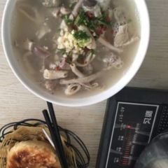 岳记羊肠馆(陵园小区店) User Photo