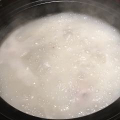 XIAN HUANG User Photo
