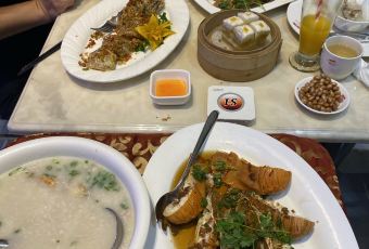 Luy's Classic Tea House User Photo