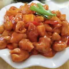 九华山本草香素食馆 User Photo