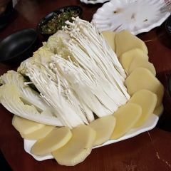 老伍家旋转小火锅店(贵州总店) User Photo