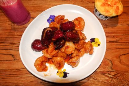 U ni·tianrantiaowei (nanhu)