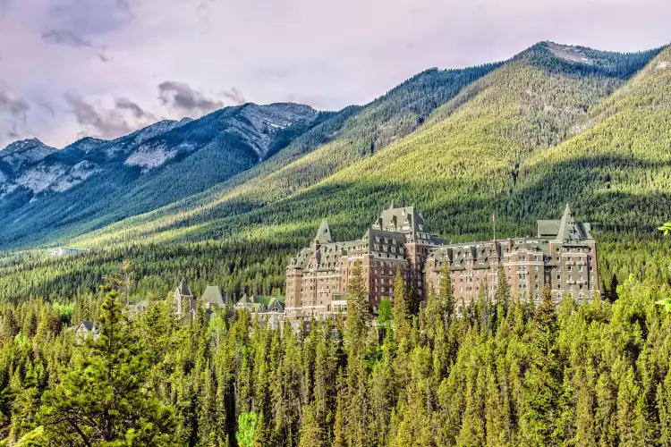 Hotels near Surprise Corner Viewpoint