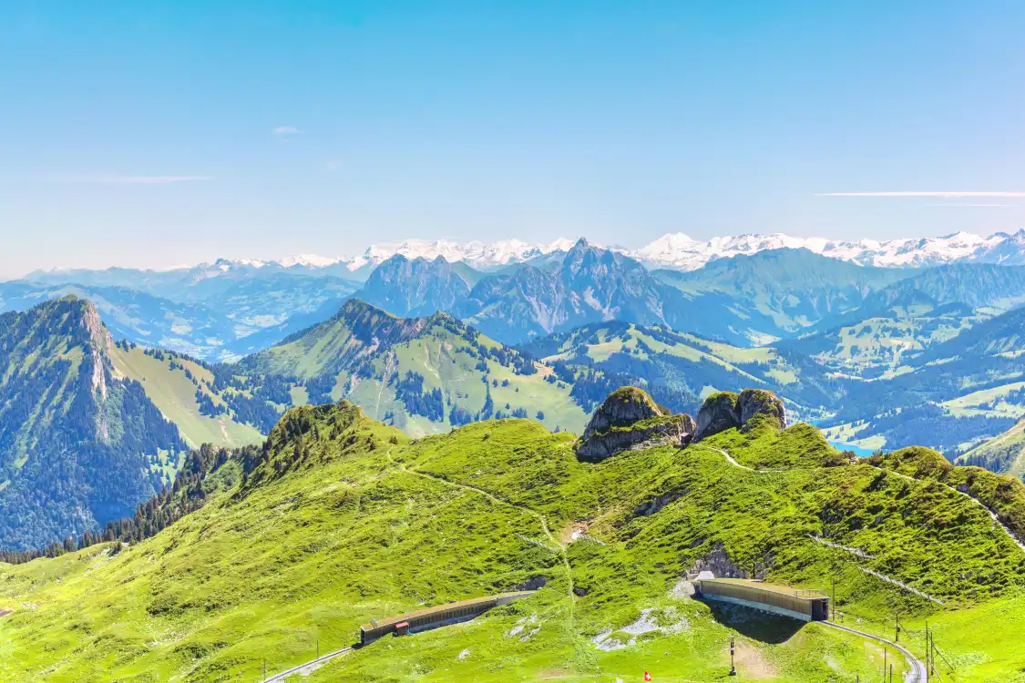 Hotels near Golden Pass Railway