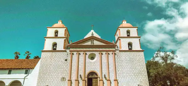 Hotels near Mission Santa Barbara