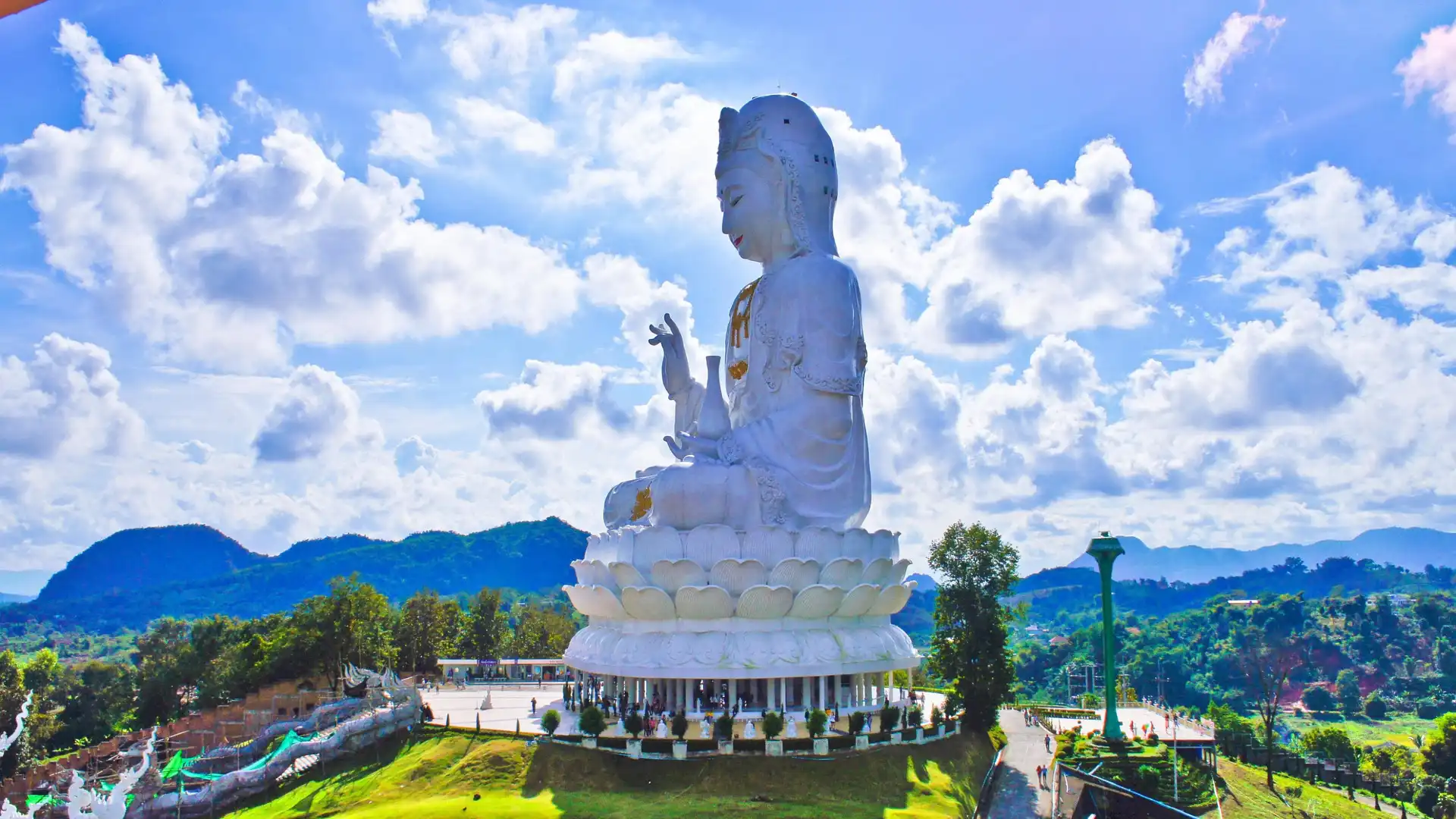 Hotels near Wat Huay Pla Kang: Goddess of Mercy Chiang Rai