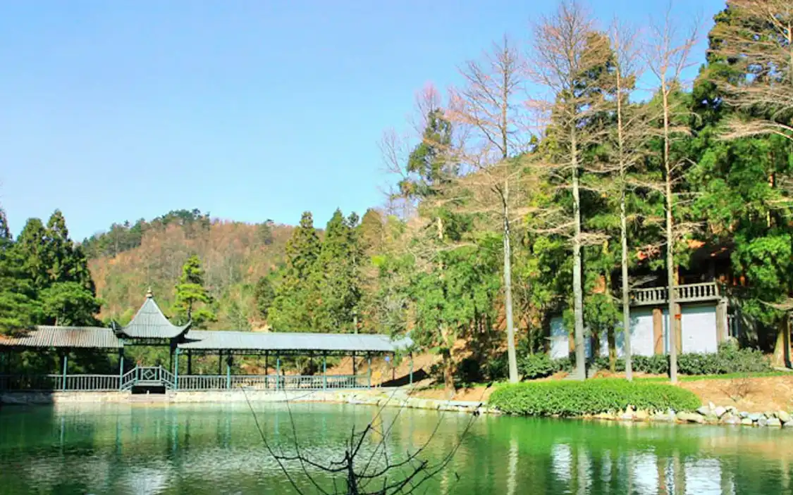 상량강 관광지 주변 호텔