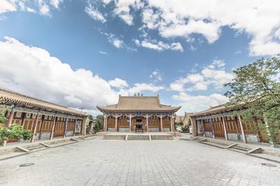 Guide Confucian Temple and Yuhuang Pavilion