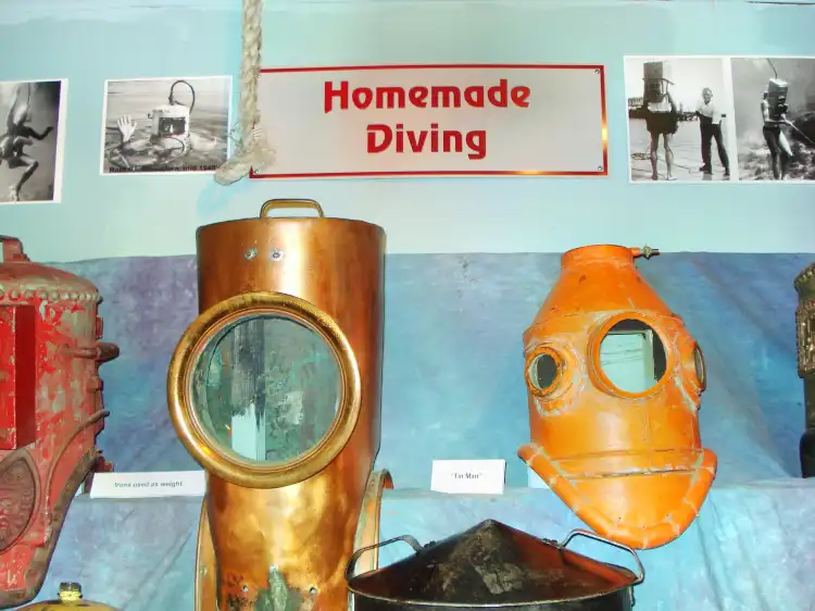 Hotel dekat History of Diving Museum