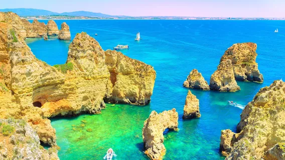 Ponta da Piedade Lighthouse
