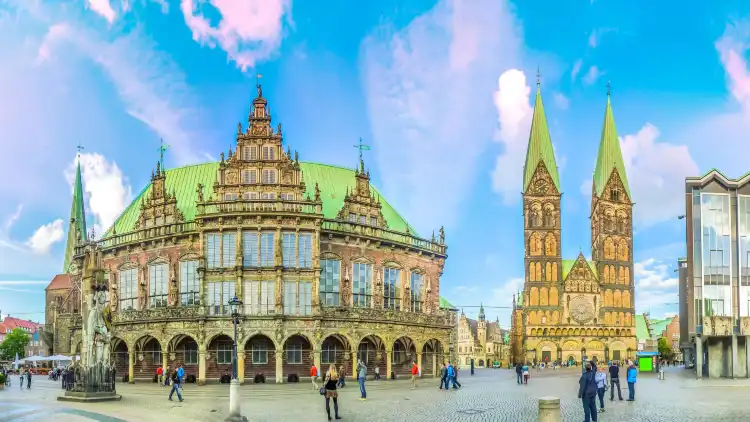 Hotels near University of Bremen