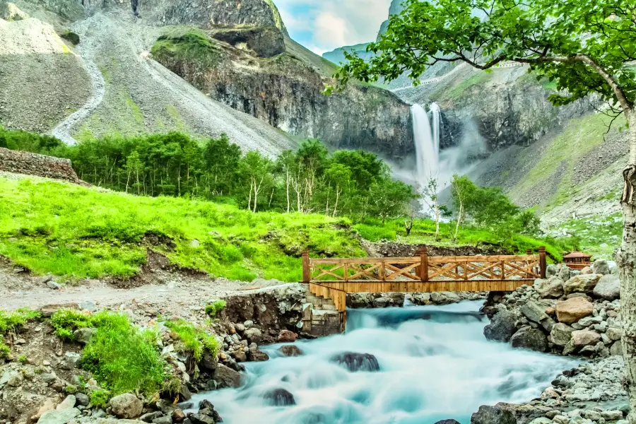 Changbai Waterfall