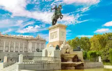 Plaza de Oriente