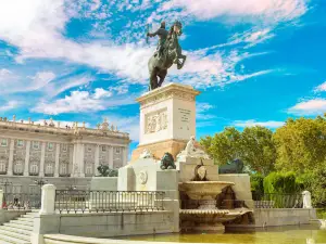 Plaza de Oriente
