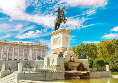 Plaza de Oriente