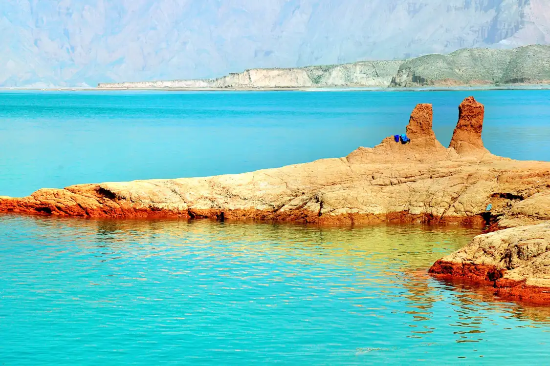 Hotels near Qinghai Kanbula National Geopark