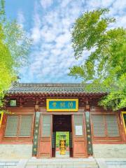 Zhulin Temple