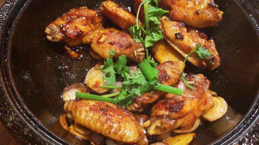 JIN JI YIN SHI SHI JIA