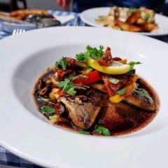 Petit Paris User Photo