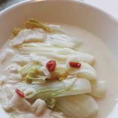 THREE ON HUJING User Photo