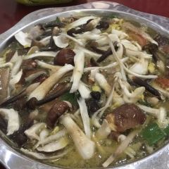 胡记肉饼鸡(人民路店) User Photo