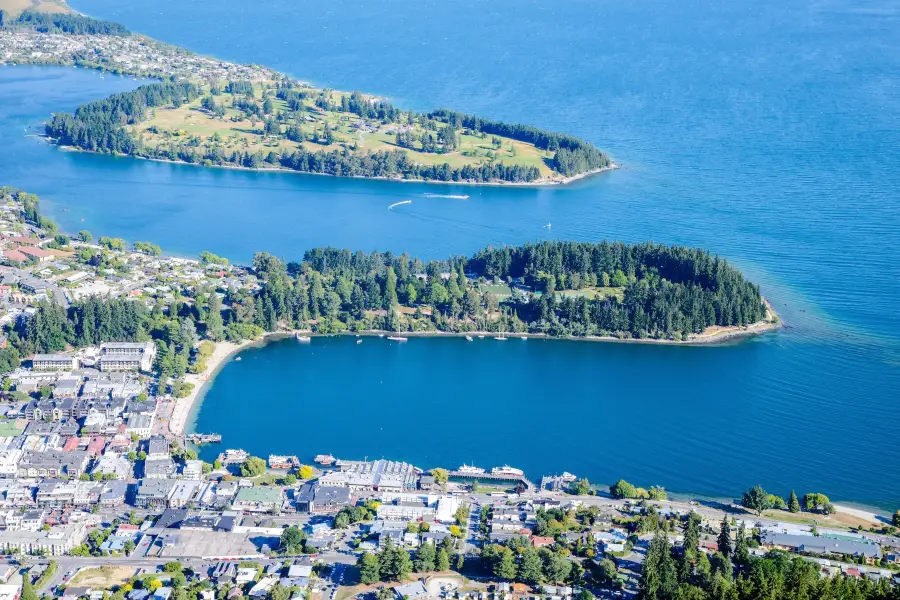 Lake Wakatipu