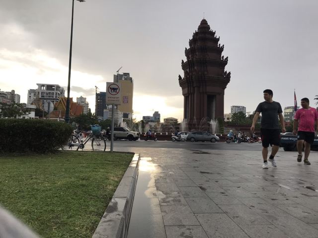 Independence Monument